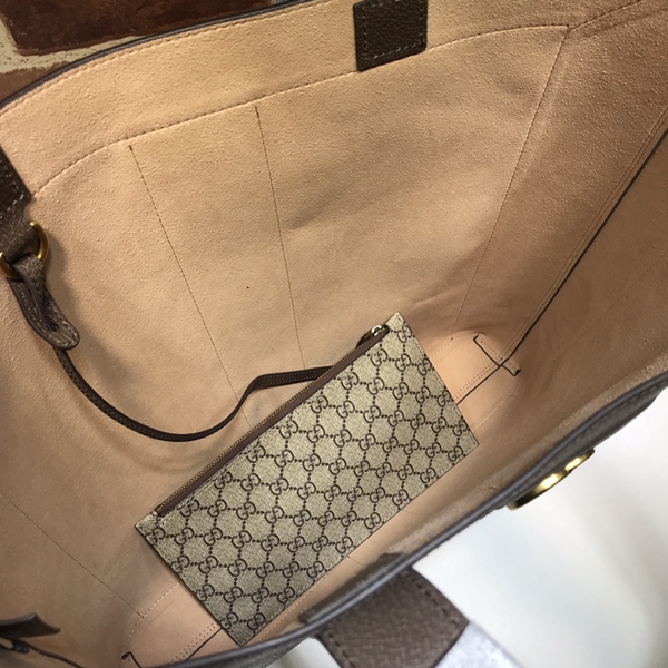 グッチバッグ角部分ディテール